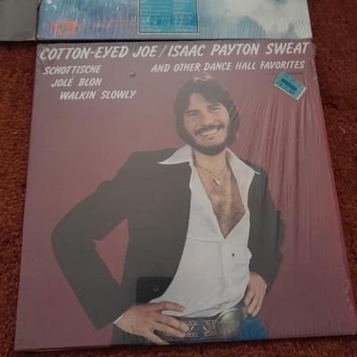 LP Albums - country hits from the 50's - Worldwide top 50 - Country Classics & Cotton eyed Joe / Isaac Payton Sweat