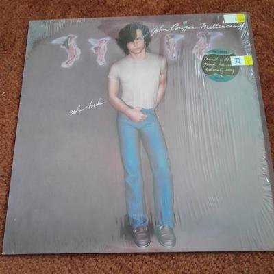 LP ALBUMS - Great lot! Restless heart - Elton John - Steve Miller - John Cougar Records