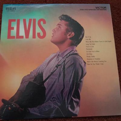 LP ALBUM - ELVIS 1956 Record Album