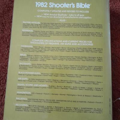 Shooters Bible 1982 Edition No. 73 The World's standard firearms Reference book