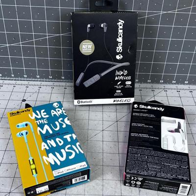 3 Skull Candy NEW Earphones 