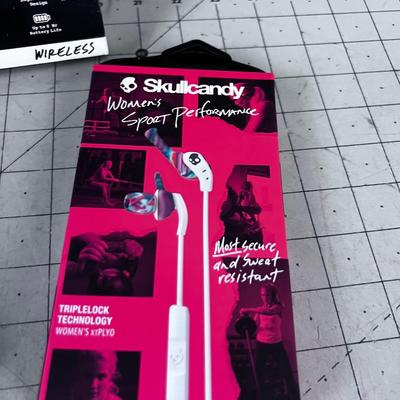 3 Skull Candy NEW Earphones 