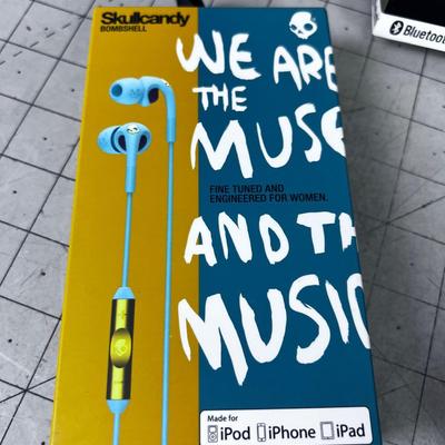 3 Skull Candy NEW Earphones 