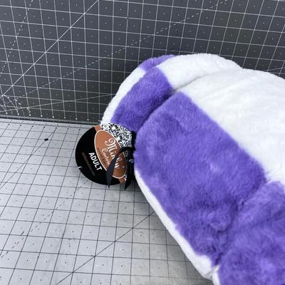 A REAL NEW MINKY! Purple & White
