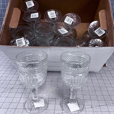 15 LIBBY Goblets, Water Goblets NEW Radiant Pattern/ Style