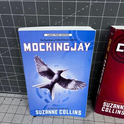 3 Books in the HUNGER Games Series