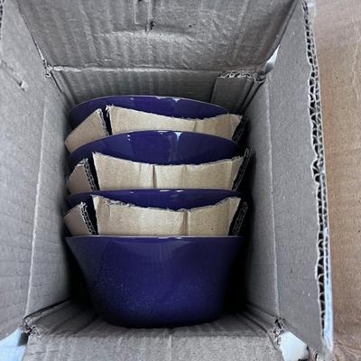 RACHAEL RAY NEW In the Box, Purple Round & Square Dinnerware Set 16 Piece 