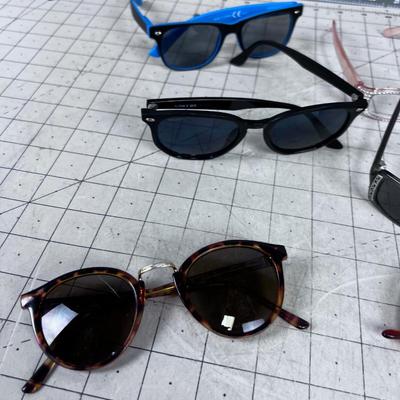 Large Lot of Sunglasses & a Few Readers