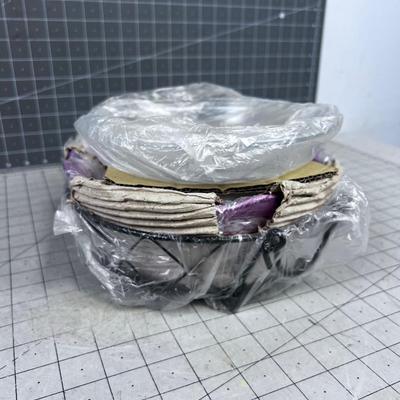 TEMPTATIONS NEW Presentable Ovenware - NEW 9" Diameter with Glass Lid and Metal Basket 
