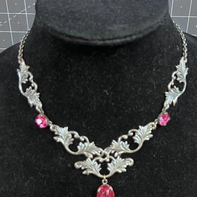 Antique Style Silver Pink Choker Necklace
