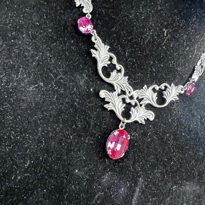 Antique Style Silver Pink Choker Necklace