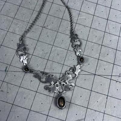 Antique Style Silver Pink Choker Necklace