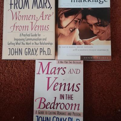 Softback books - self-help Marriage books Mars and Venus in the Bedroom - Men are from Mars - Prep for marriage