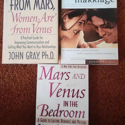 Softback books - self-help Marriage books Mars and Venus in the Bedroom - Men are from Mars - Prep for marriage