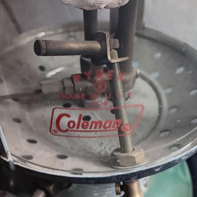 Coleman lantern Model 220 with silk mantle replacements and funnel