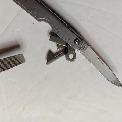 Gerber multi tool with belt case