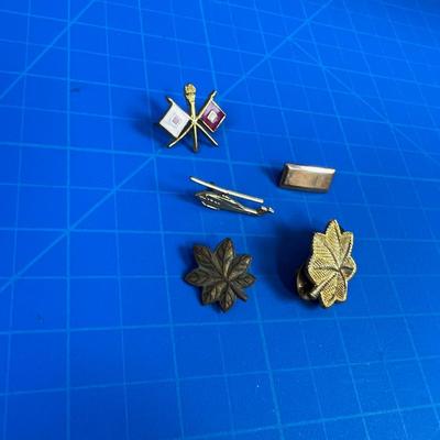 United States Military Pins
