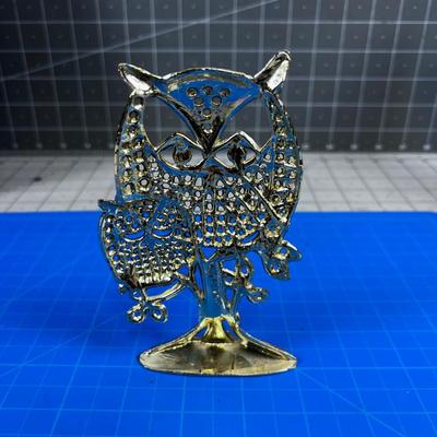 Earing Holder of an OWL! 