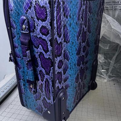 Kathy Zeeland Carry on Suitcase PYTHON Pattern [ Retail $143 ] 