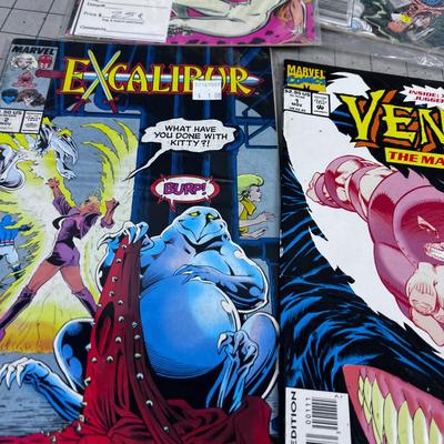 Mixed Lot of MARVEL Comic Books (10) 
