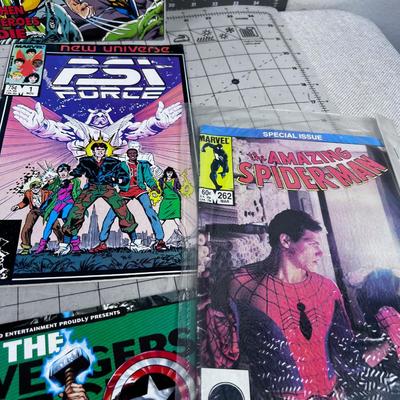 Mixed Lot of MARVEL Comic Books (10) 