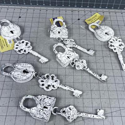 6 KEY & LOCK Cast Iron DÃ©cor