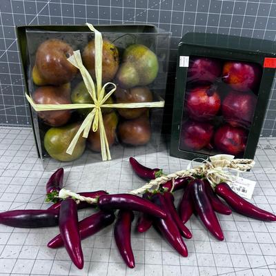 FAUX New: Pomegranate, Peppers and Pears. 