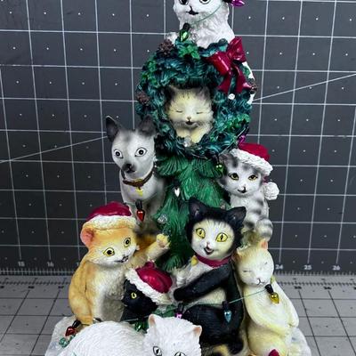 Kitty Cat Christmas Tree. 