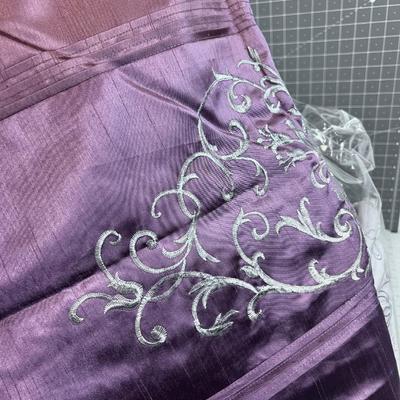 Purple Silvery Bedding Set With Skirt & Bed Skirt QUEEN SIZE 