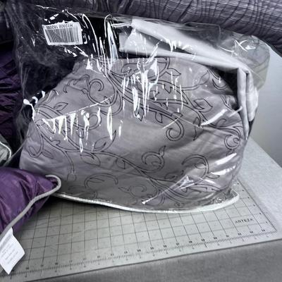 Purple Silvery Bedding Set With Skirt & Bed Skirt QUEEN SIZE 