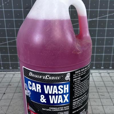 1/2 Gallon Jug of War Wash & Wax Fluid