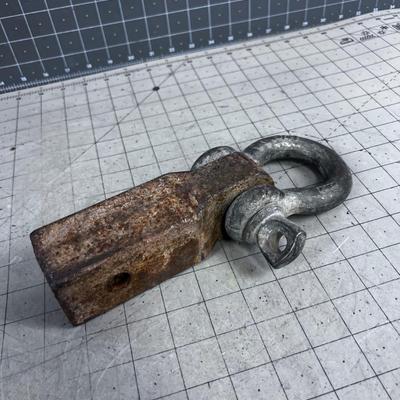 Receiver Hitch with Shackle 
