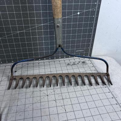 Garden Rake & Leaf Rake
