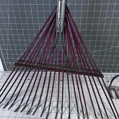 Garden Rake & Leaf Rake