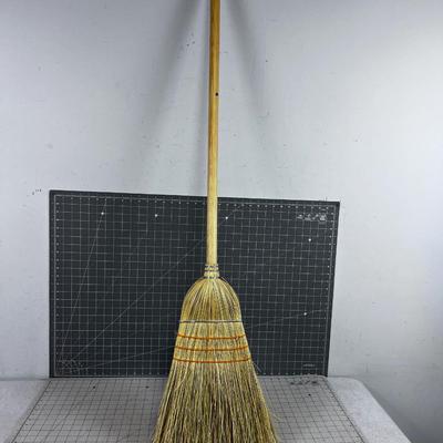 Straw Broom Like New Hardly Ridden