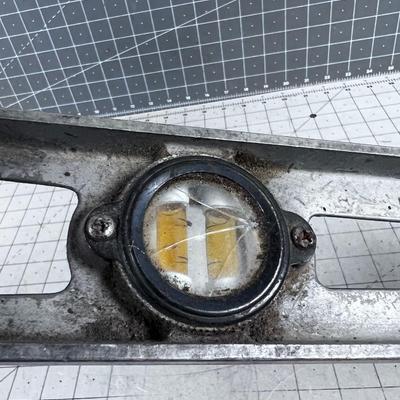 24" Stanley Level 