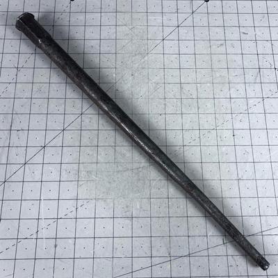 19" Metal Punch 