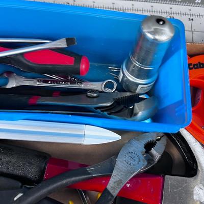 Tray of Hand Tools: Level, Tin Snips, Screw Drivers
