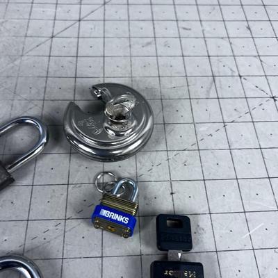 Assorted Pad Locks with Keys (5) 