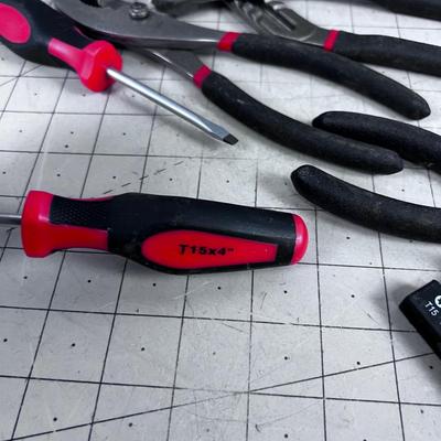 Plyers, Side Cutters and Screw Drivers: Hand Tools