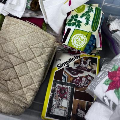 TOTE FULL OF Dish Towels and Pot Holder