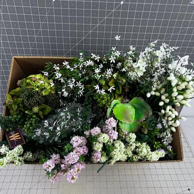 Large Lot of Artificial Floral Items. NEW 