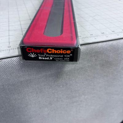 Chefs Choice 9" Bread Knife, New 