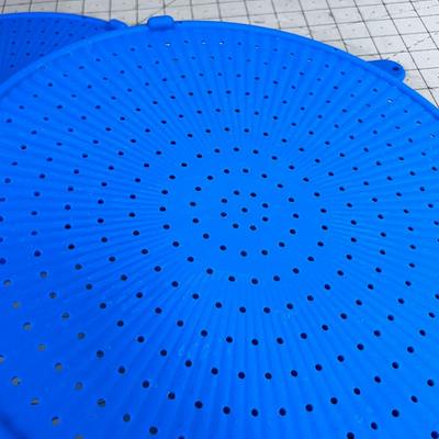 2 Like New Silicon Splash Guards BLUE