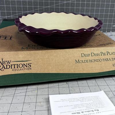 Pampered CHEF Deep Dish Pie Plate NEW 