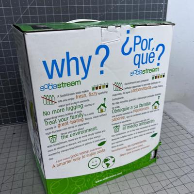 SODA STREAM Starter Kit NEW 