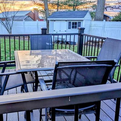Outdoor Table and 4 chairs