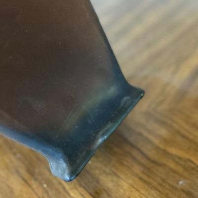 Large brown glass vase with gold guilt - estate fresh