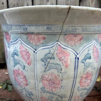 Five Outdoor Plant Pots (5)