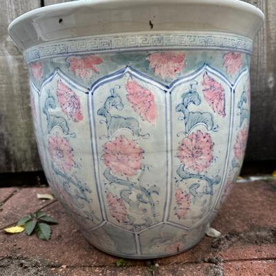 Five Outdoor Plant Pots (5)